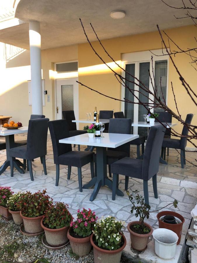 Apartment Terrace Mountain View