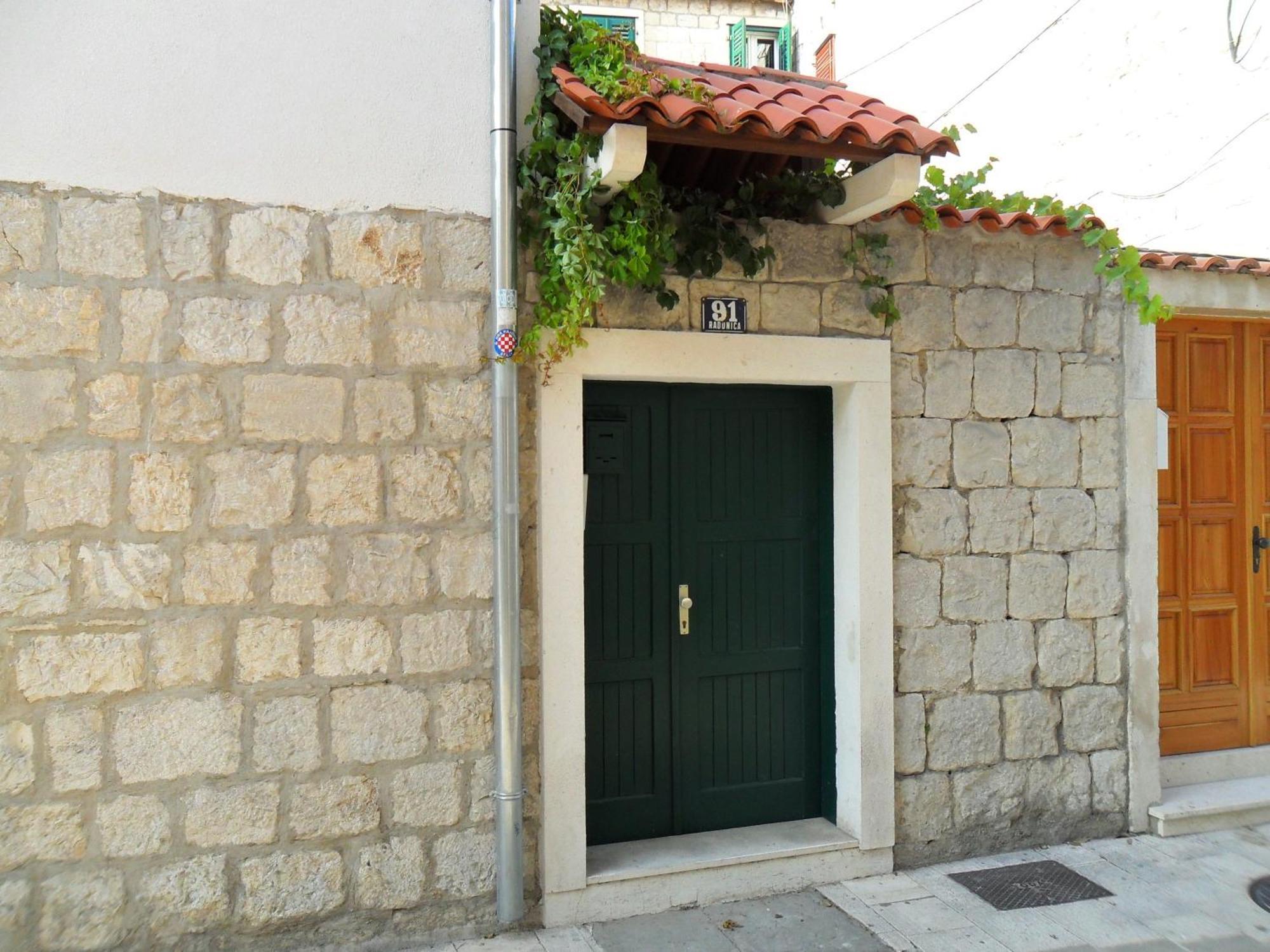Studio Terrace