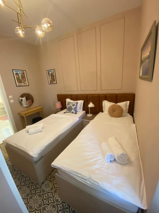 Deluxe Double Studio