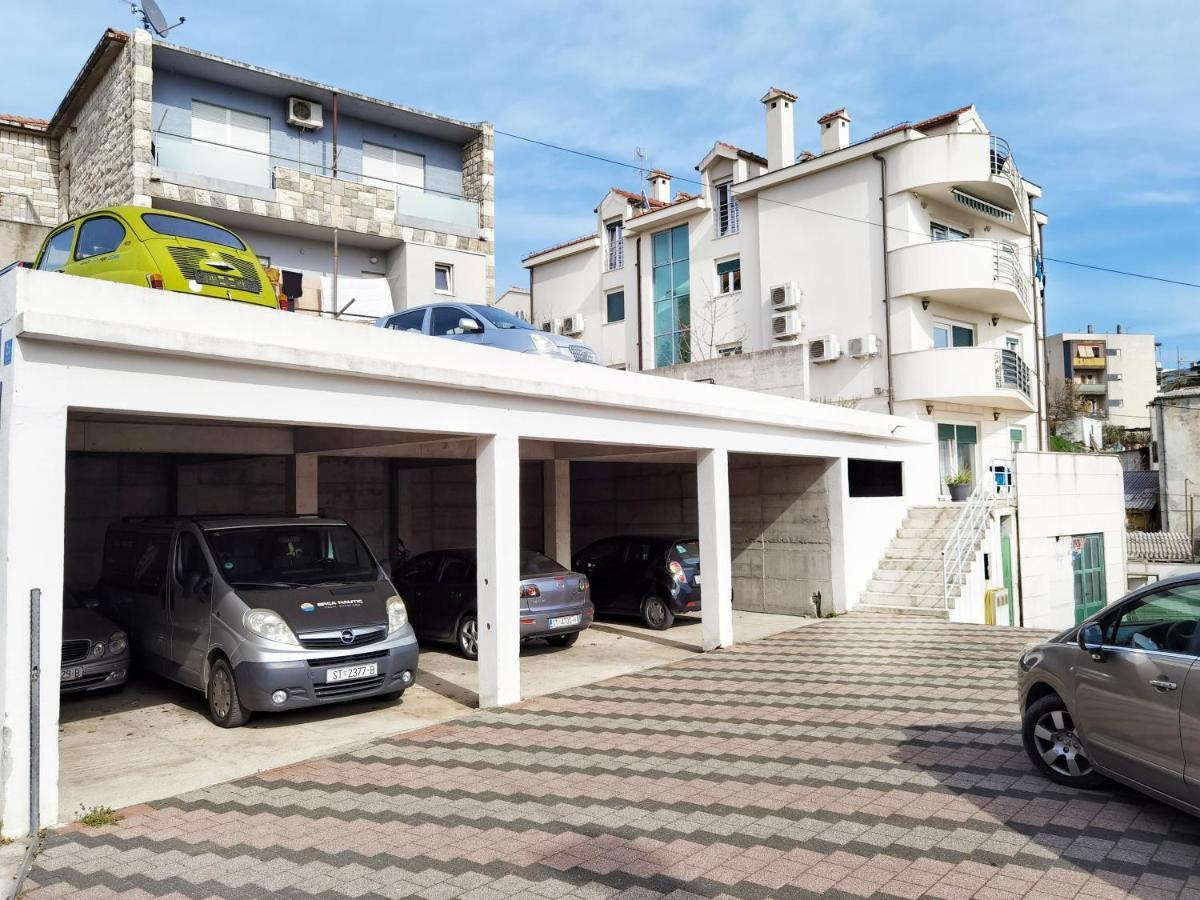 Apartment Ground Floor