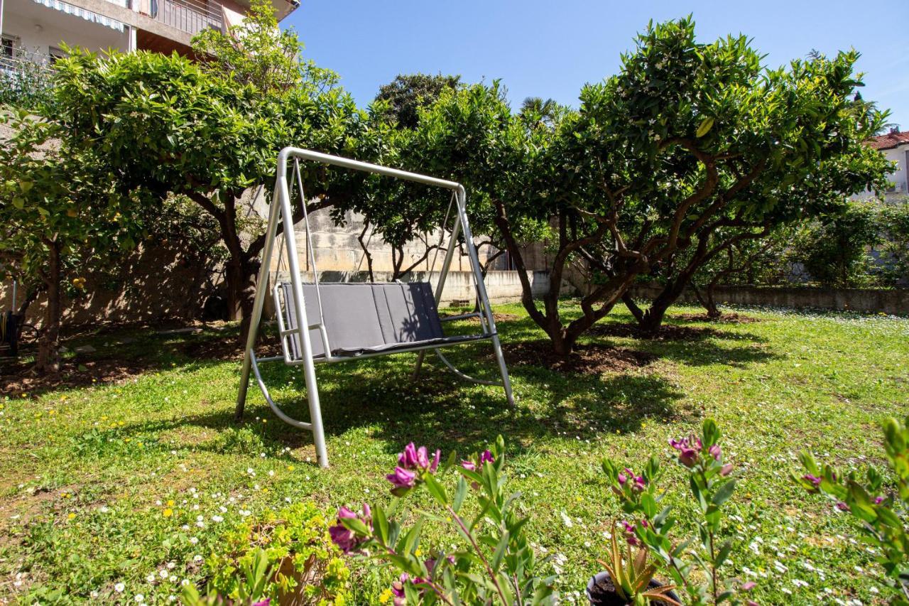 Apartment Garden View
