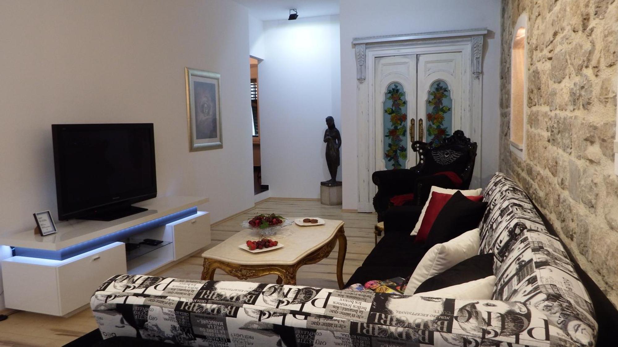 Standard Apartment