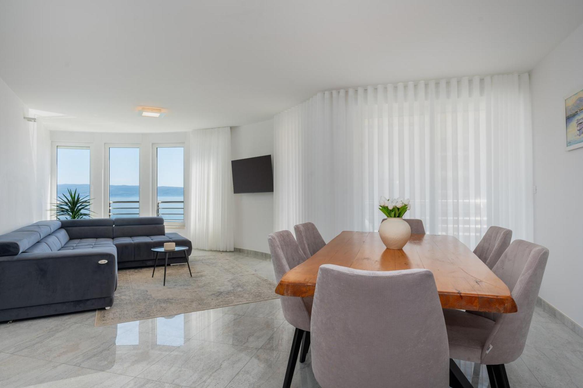 Apartment Sea View