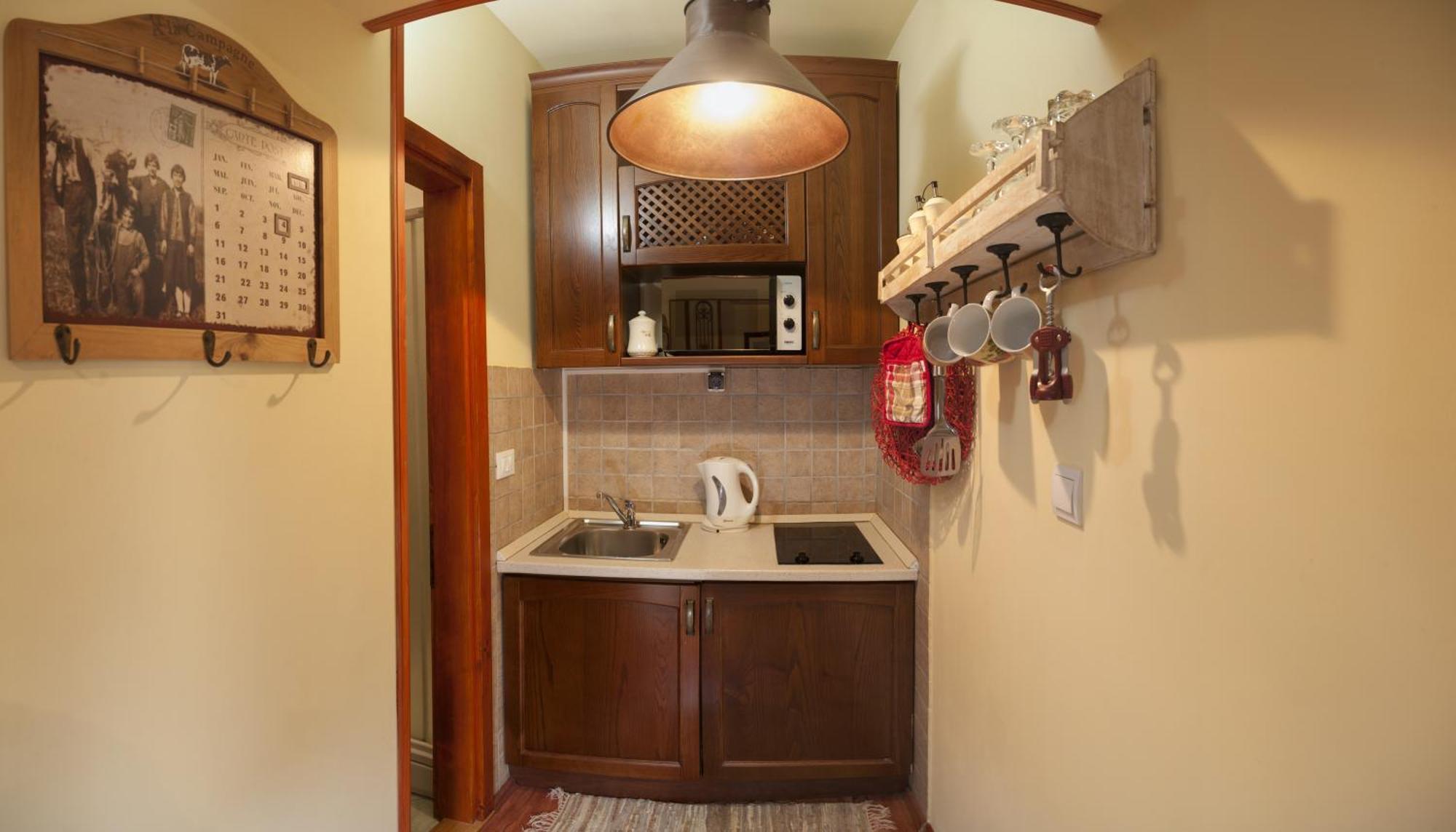 Studio Apartment