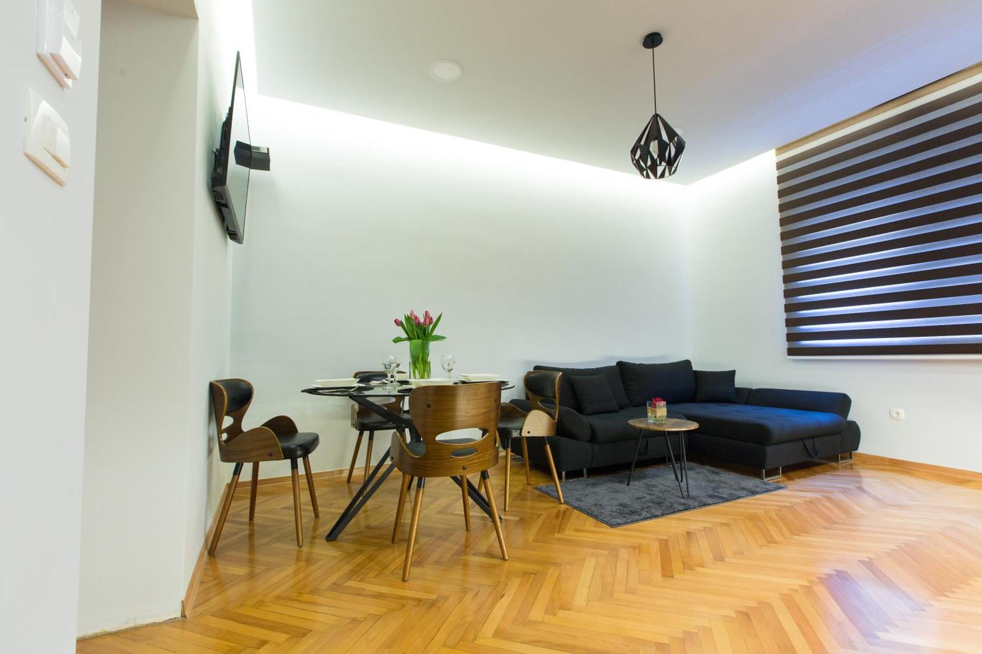 One-Bedroom Apartment Petra Zoranica 4