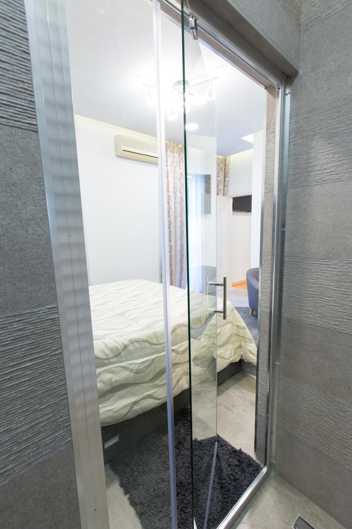 One-Bedroom Apartment Balcony Petra Zoranica 4