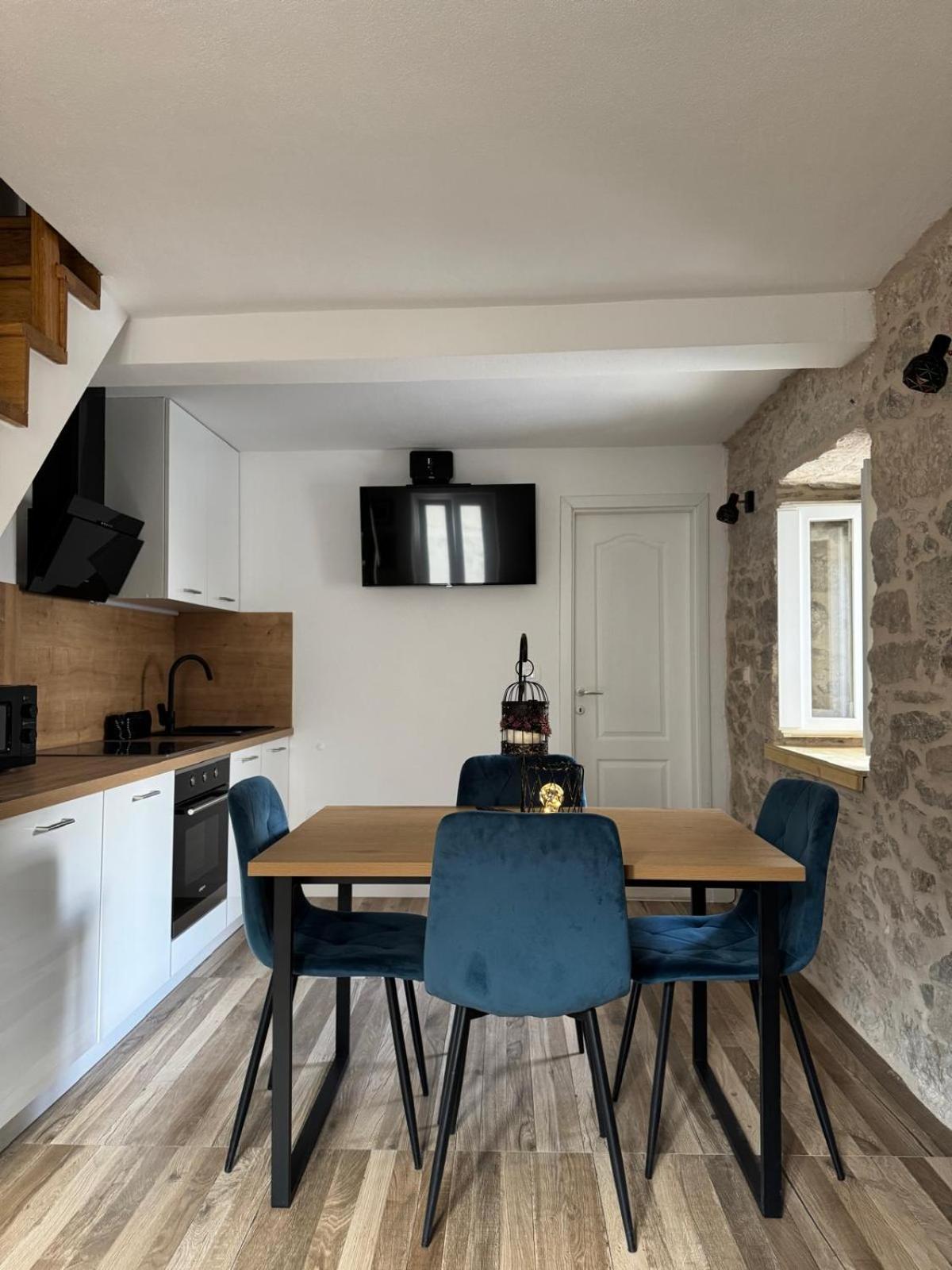 Duplex Two-Bedroom Apartment Terrace
