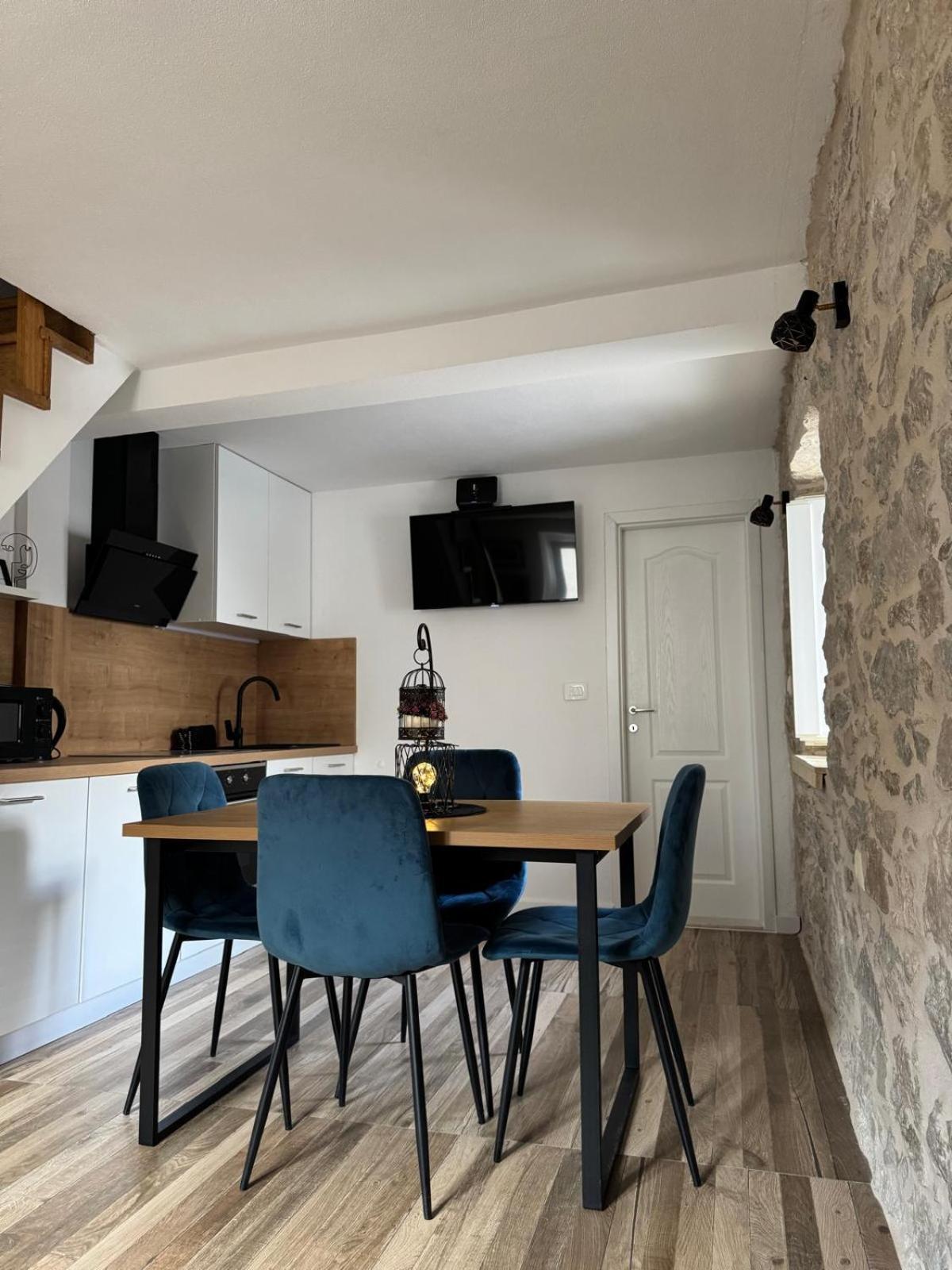 Duplex Two-Bedroom Apartment Terrace
