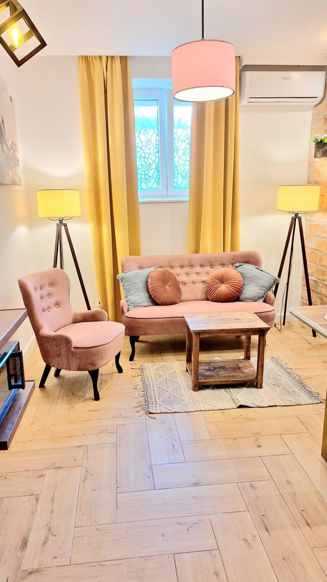 Superior One-Bedroom Apartment