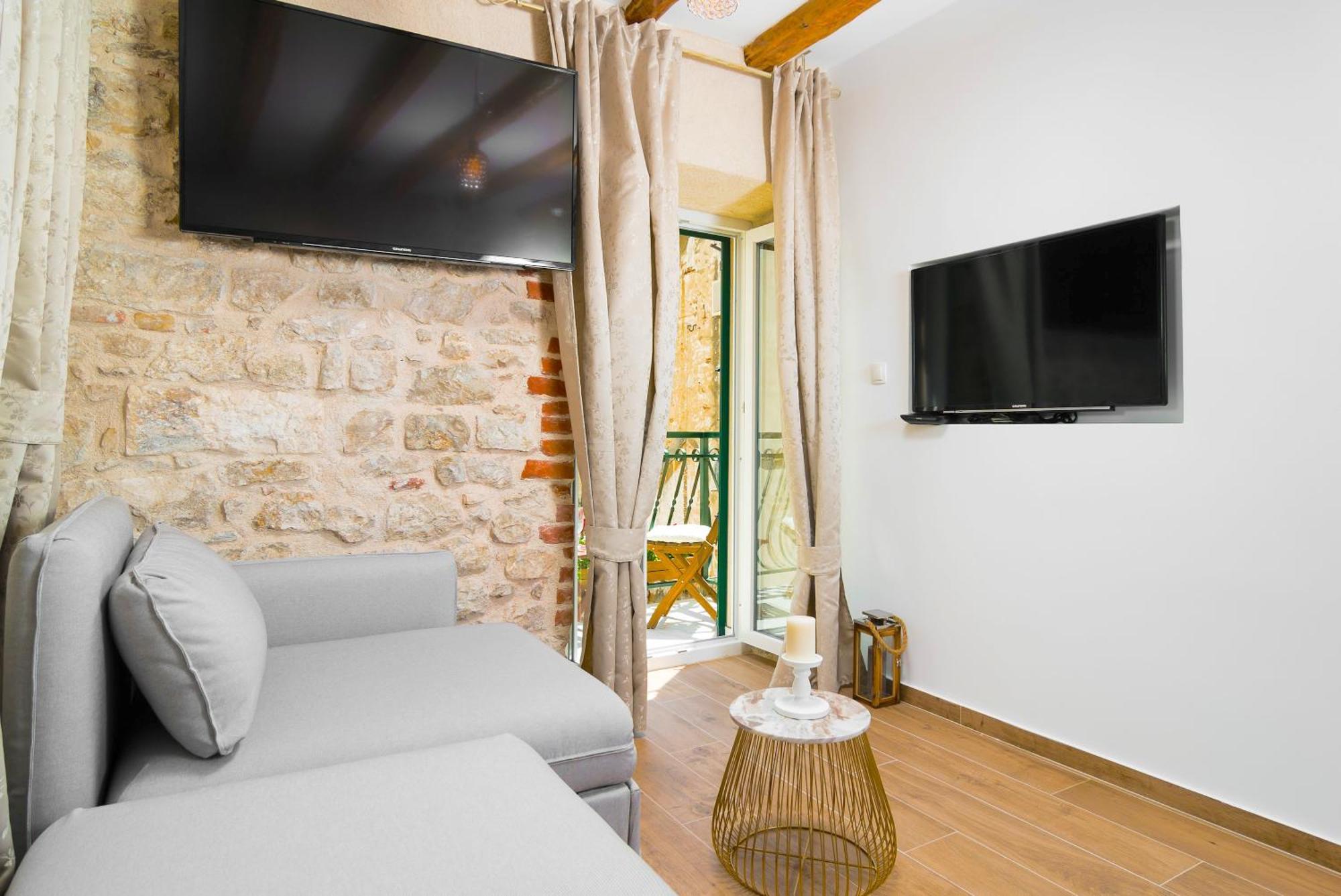 One-Bedroom Superior Apartment