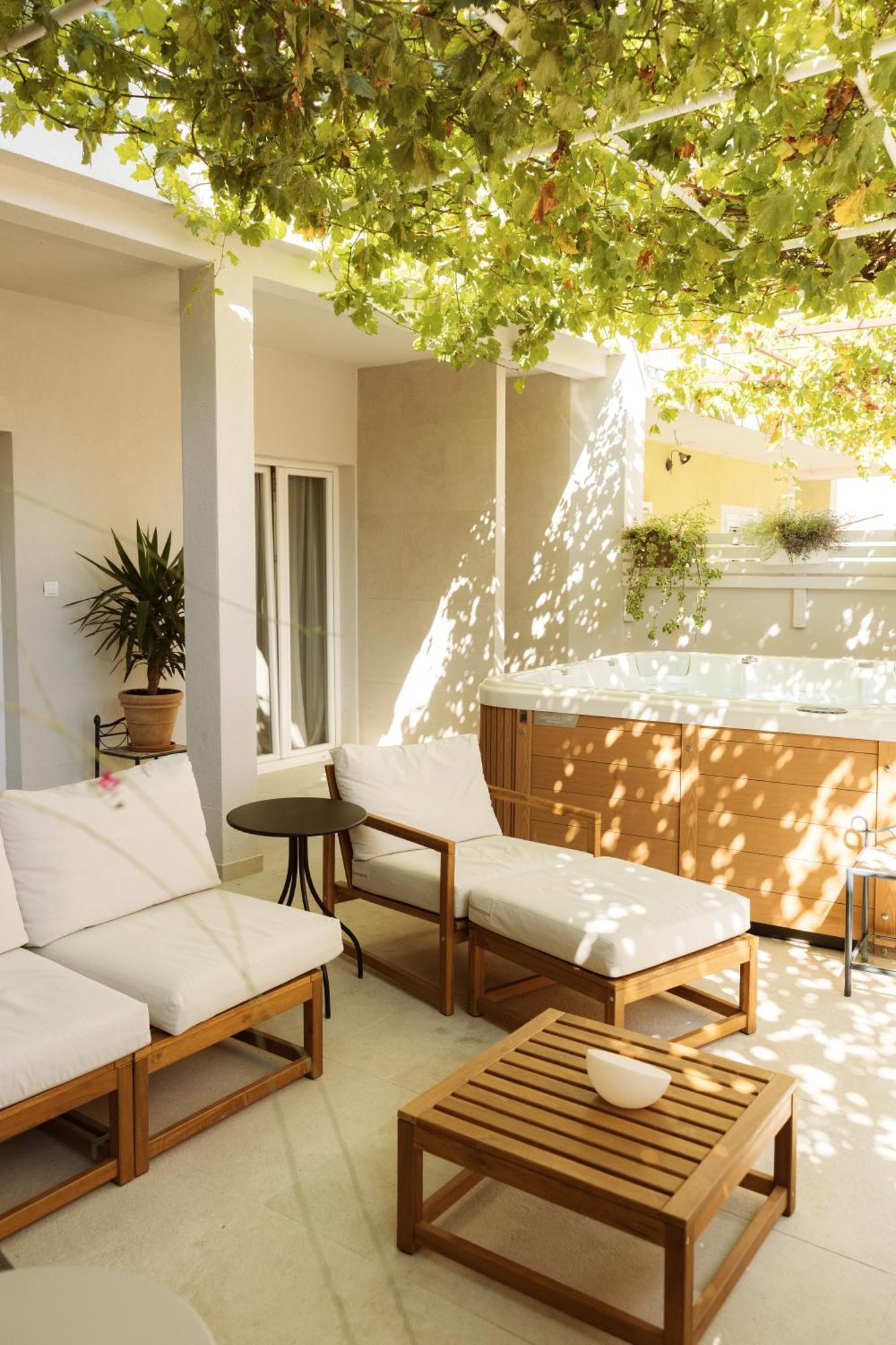 Two-Bedroom Apartment Terrace