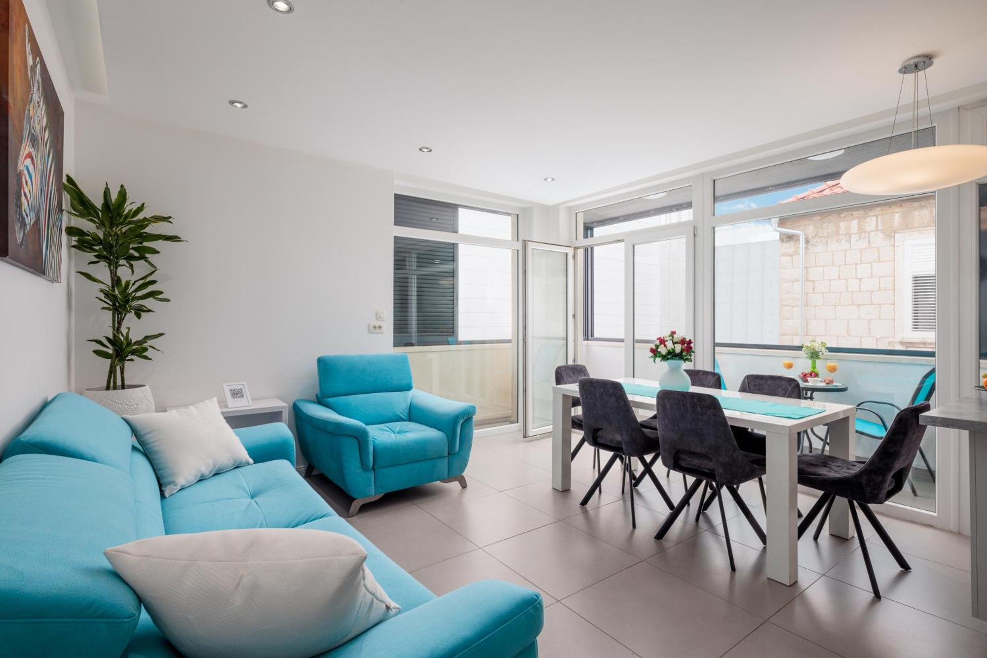 Superior Apartment Balcony Sea View