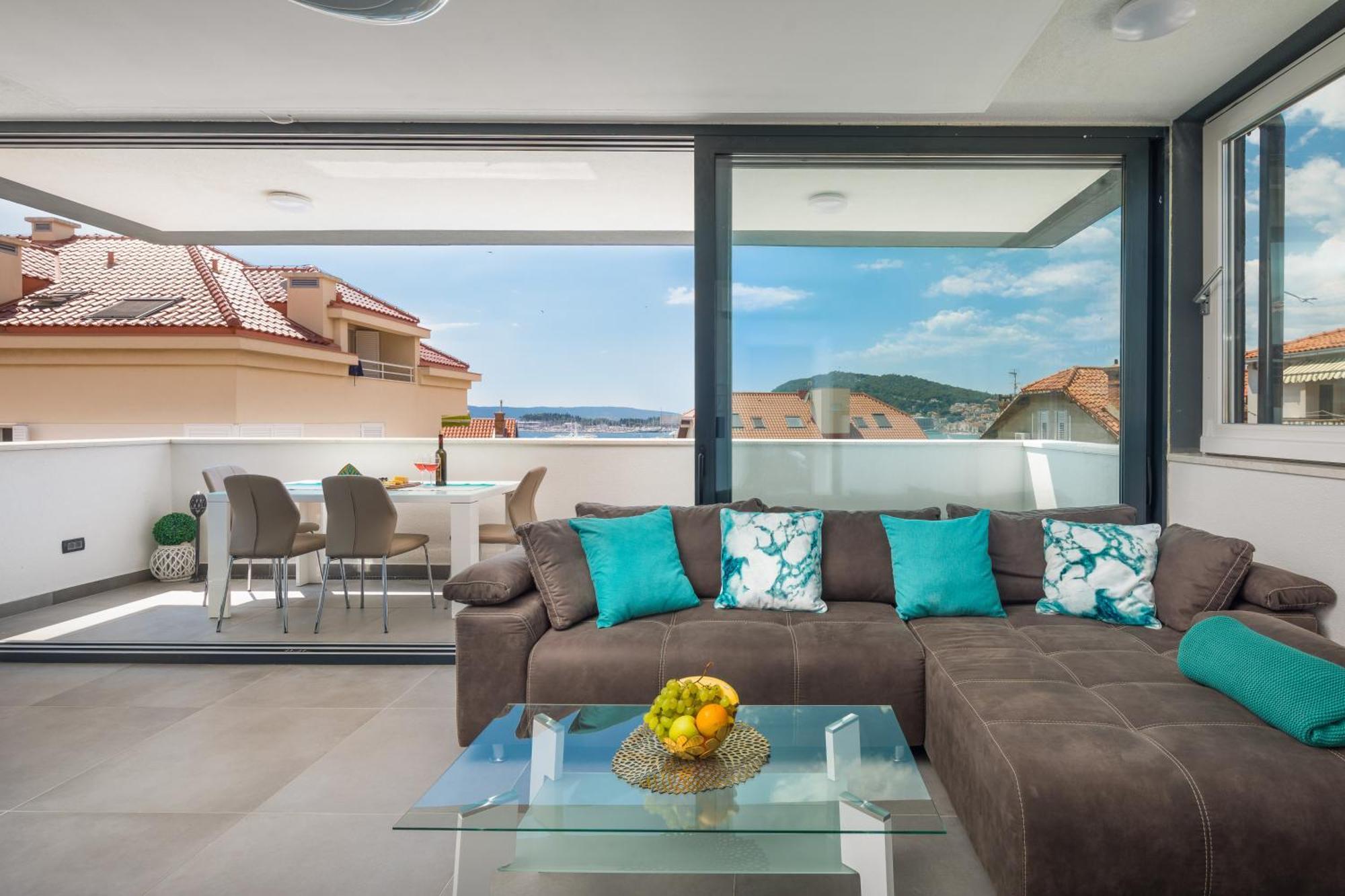 Penthouse Apartment Sea View Jacuzzi