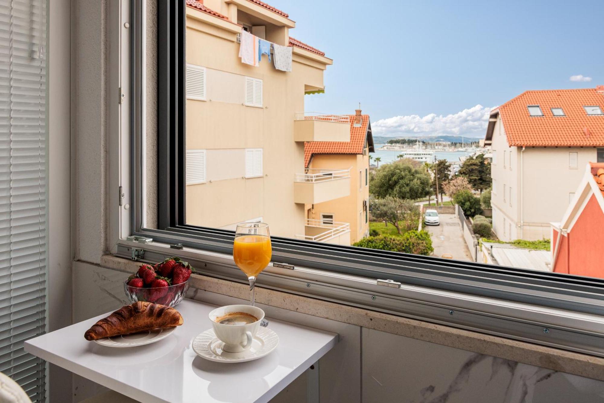 Superior Apartment Balcony Sea View