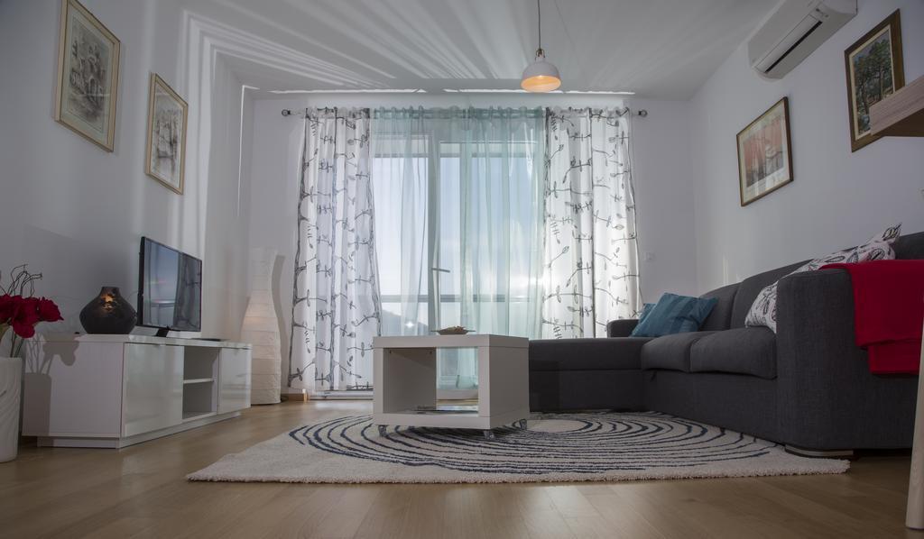 One-Bedroom Apartment Balcony