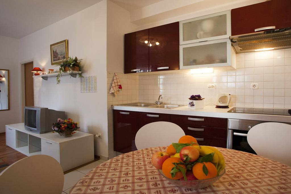 Superior One-Bedroom Apartment Rokova Street