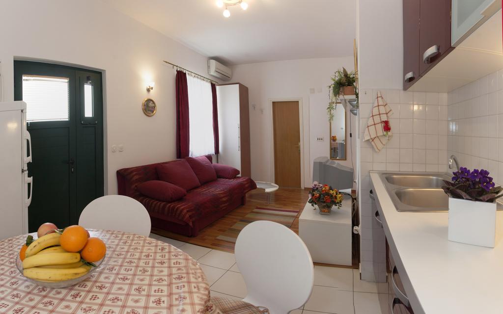 Superior One-Bedroom Apartment Rokova Street