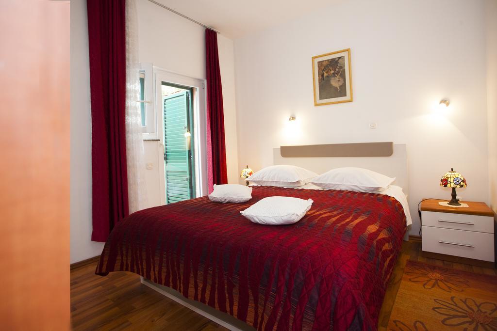Superior One-Bedroom Apartment Rokova Street