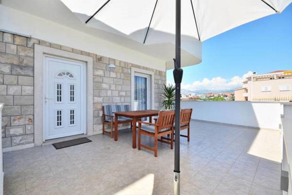 Apartment Terrace