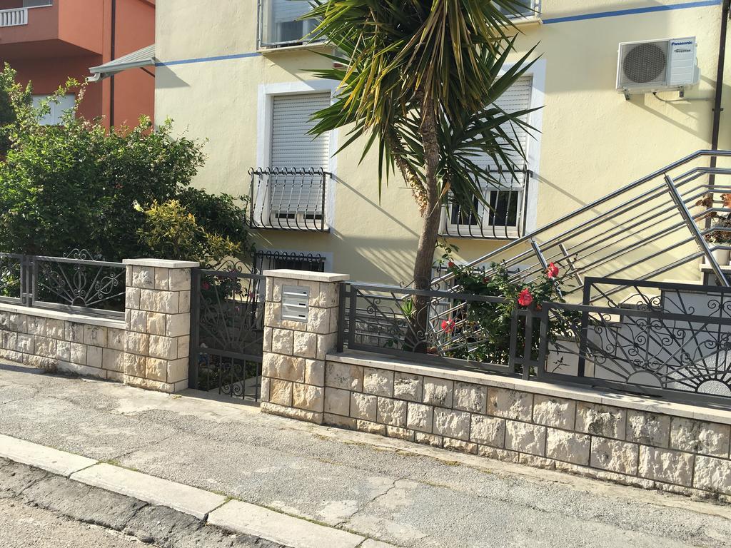 Apartment Terrace