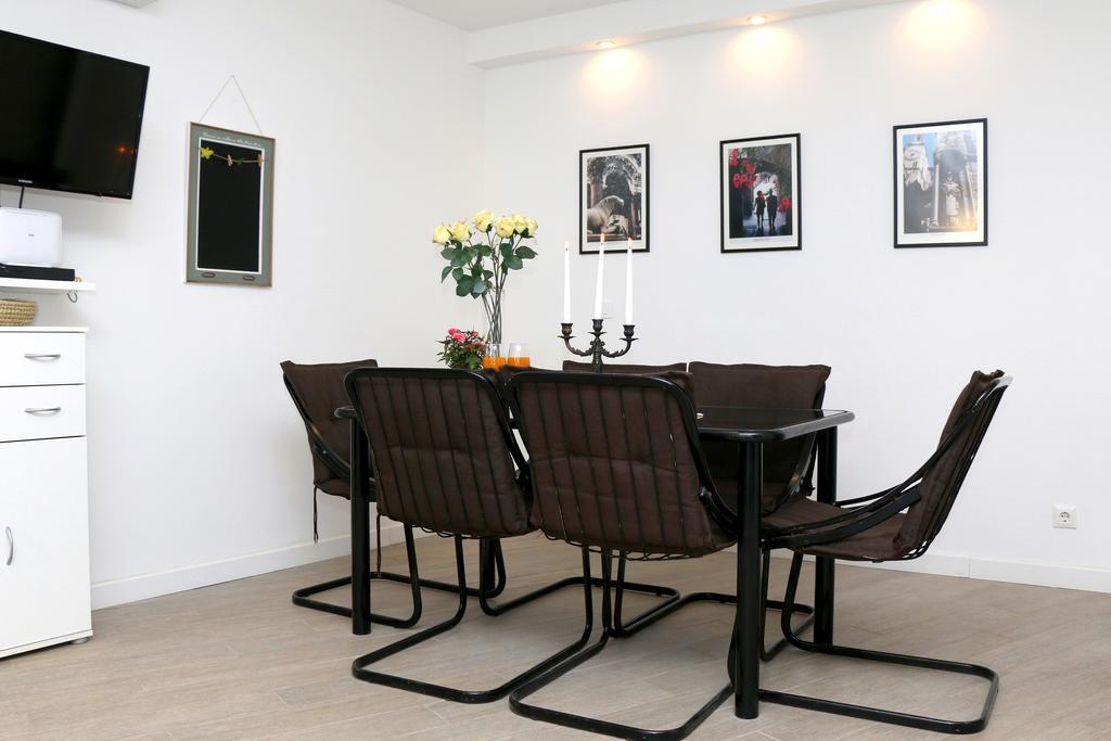 Apartment Terrace
