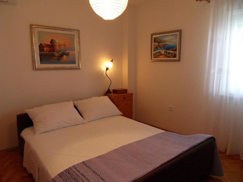 Duplex Two-Bedroom Apartment Terrace Reica Street