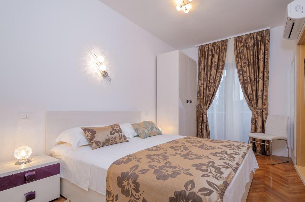 Double Room Balcony Sea View First Floor