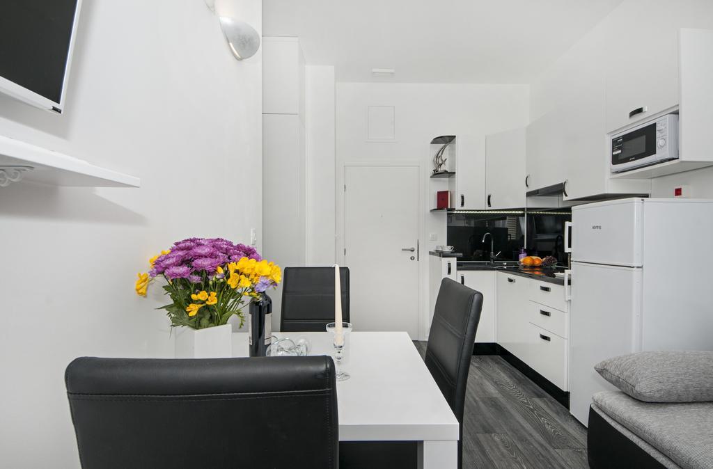 One-Bedroom Apartment Street View