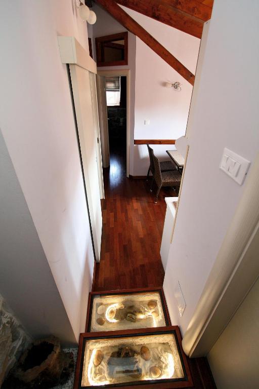 Deluxe Two-Bedroom Apartment