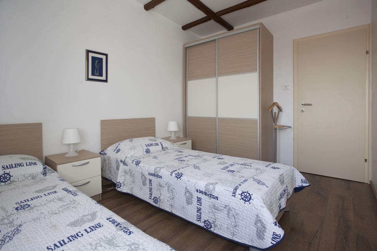 Luxury Two-Bedroom Apartment Sea View