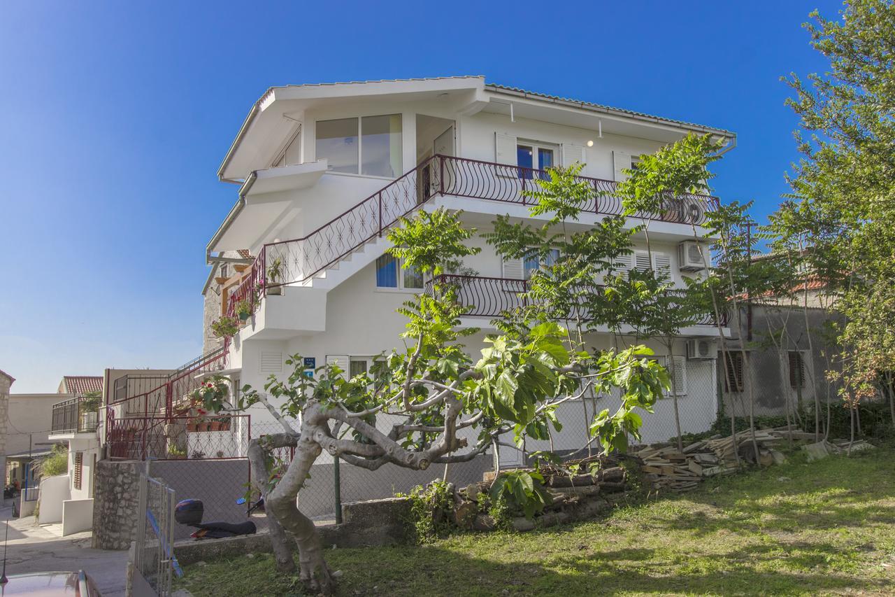 Superior Apartment Glassed Terrace Balcony