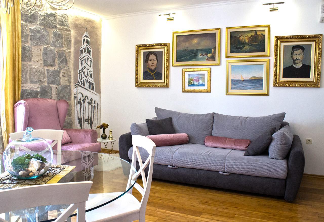 Superior One-Bedroom Apartment