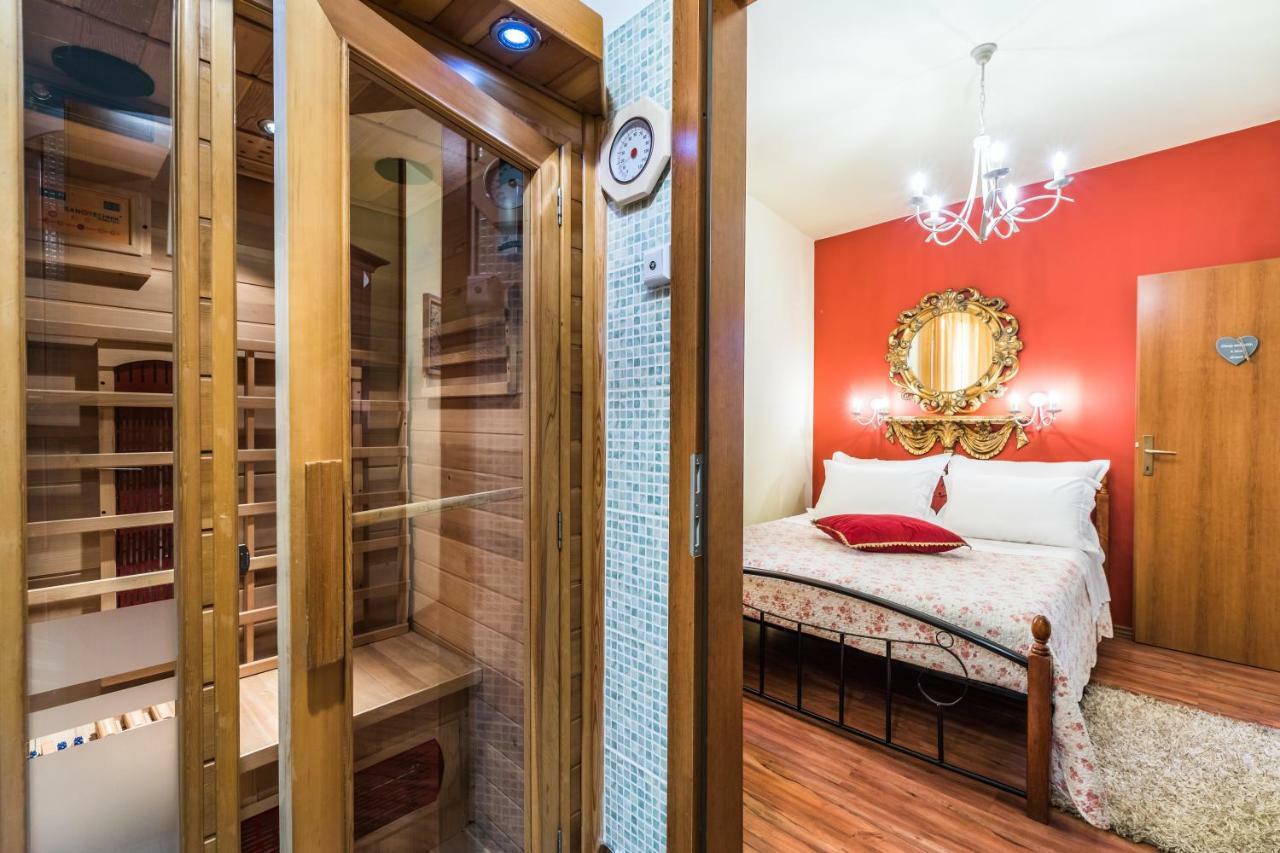 Superior One-Bedroom Apartment