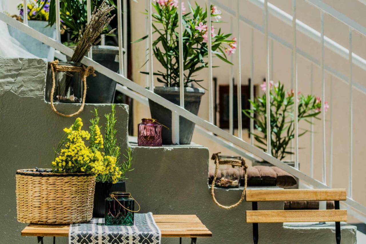 Studio Terrace