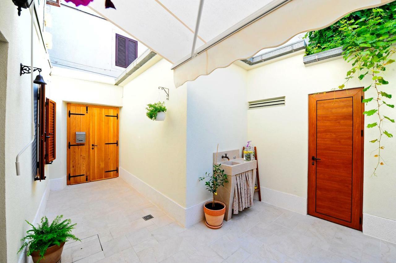Apartment Terrace