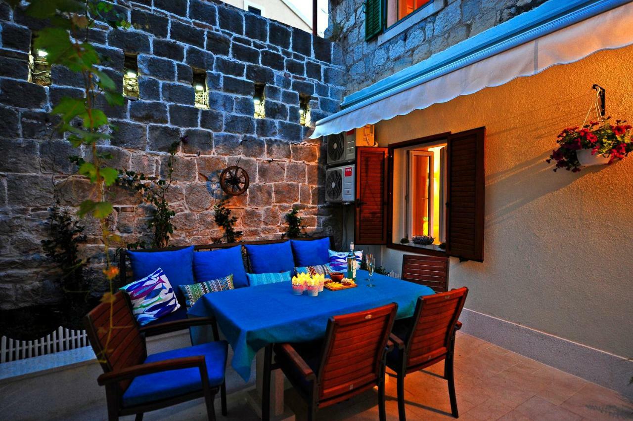 Apartment Terrace