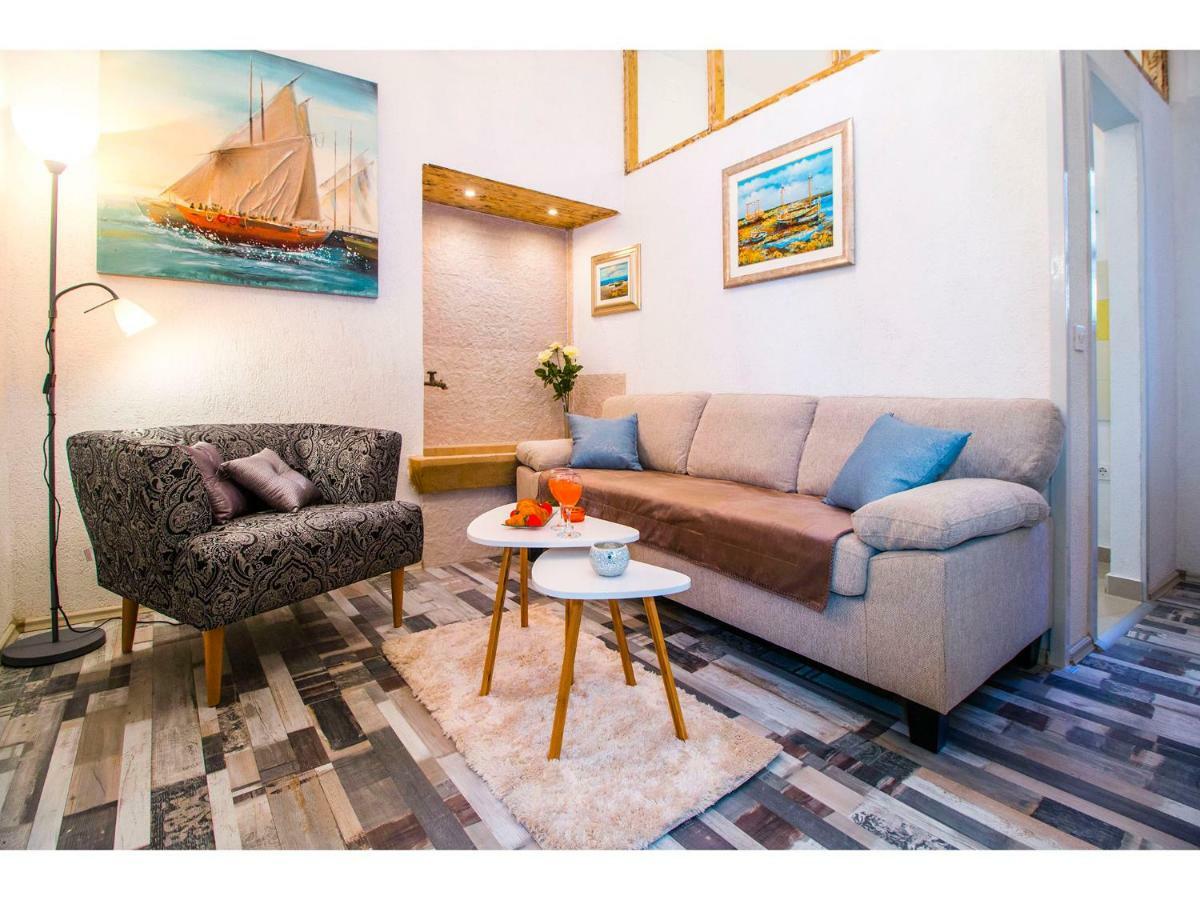 Apartment Ground Floor