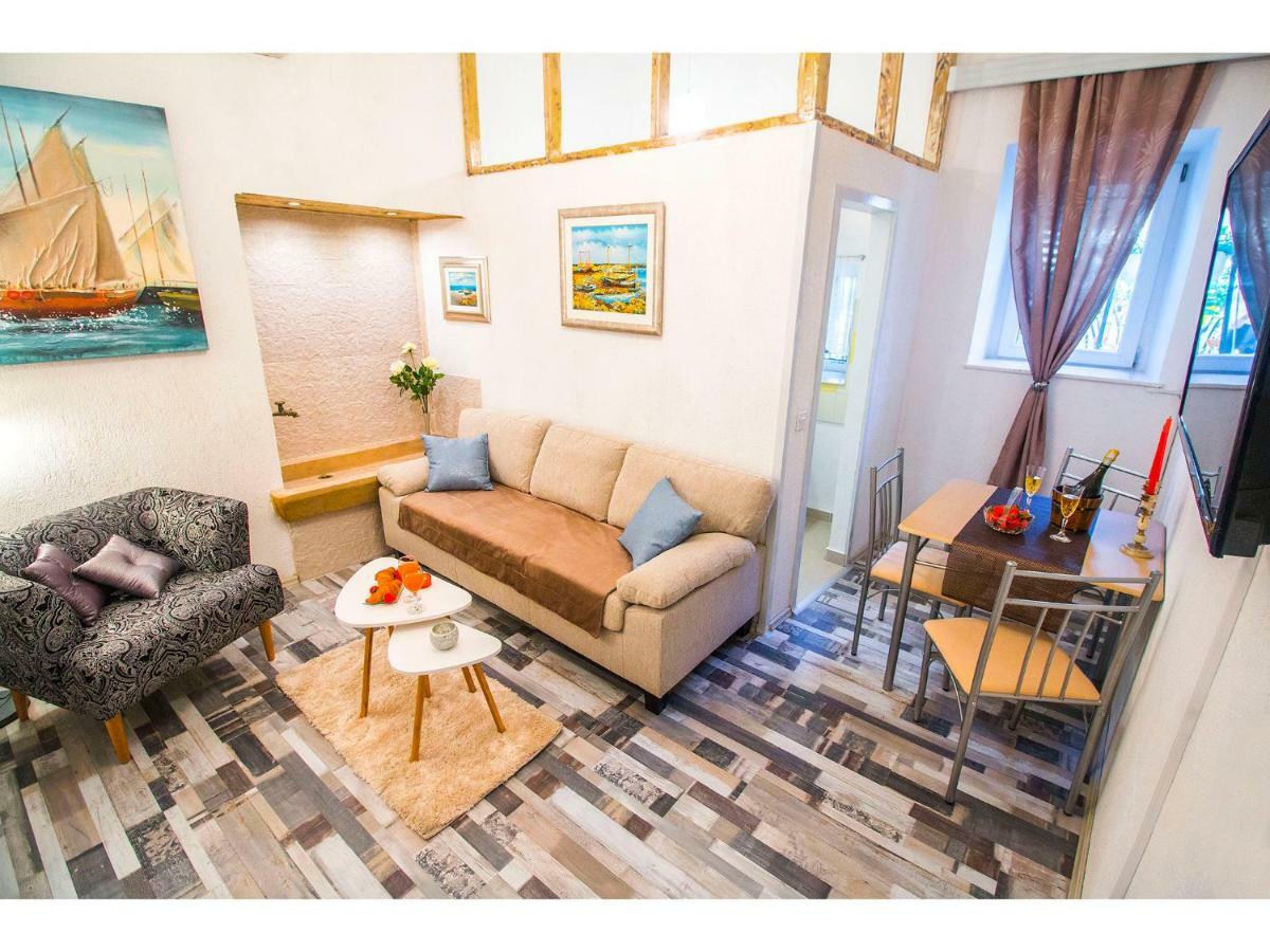 Apartment Ground Floor