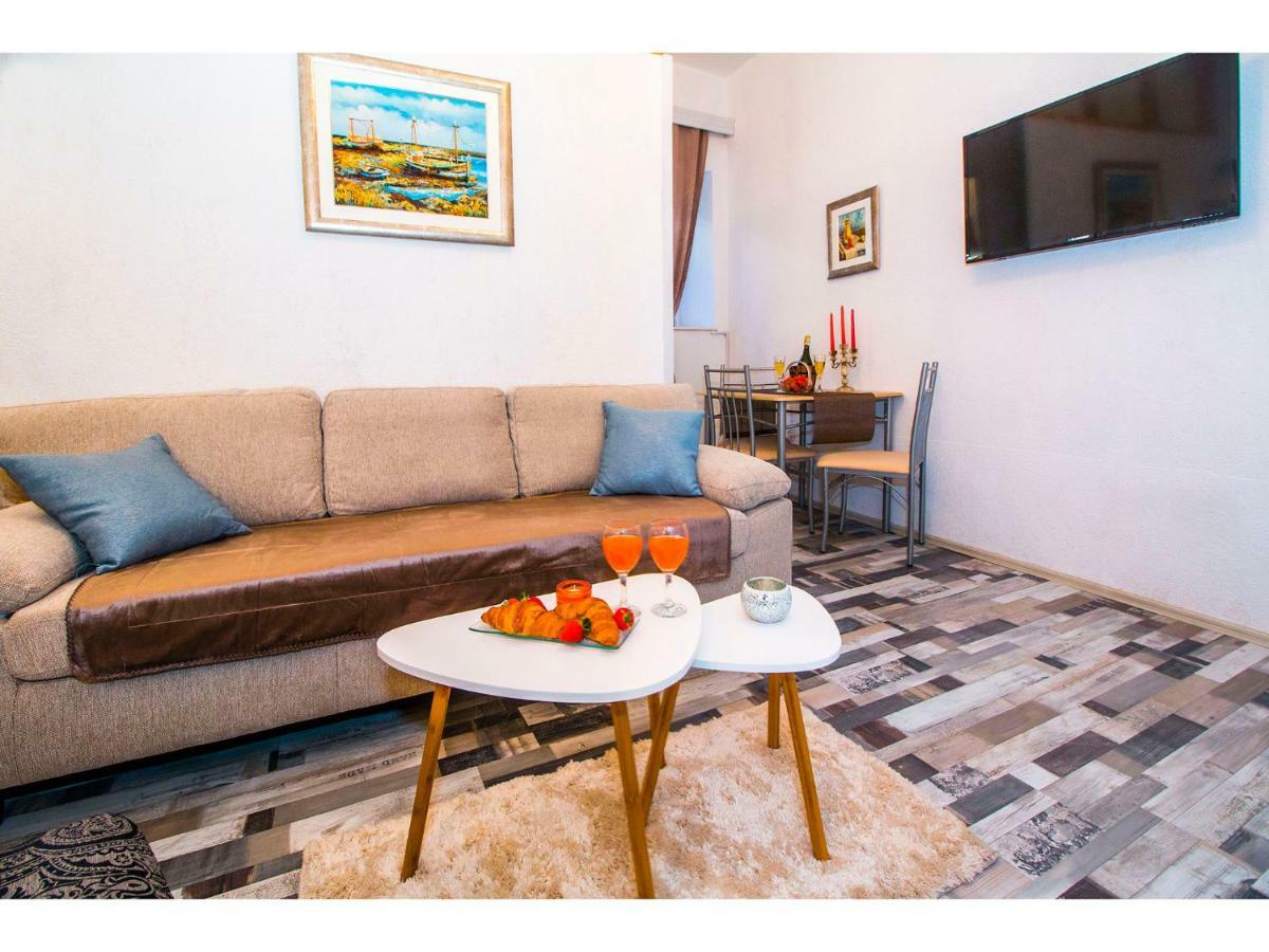 Apartment Ground Floor