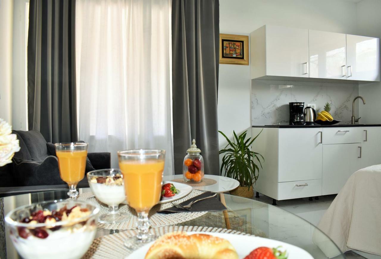 Superior Studio Apartment