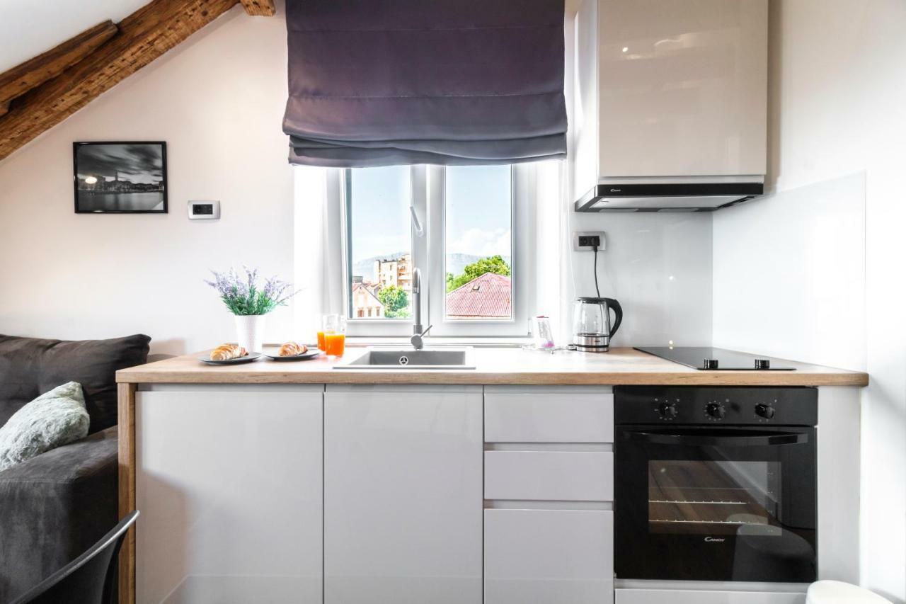 Studio Apartment Sea View