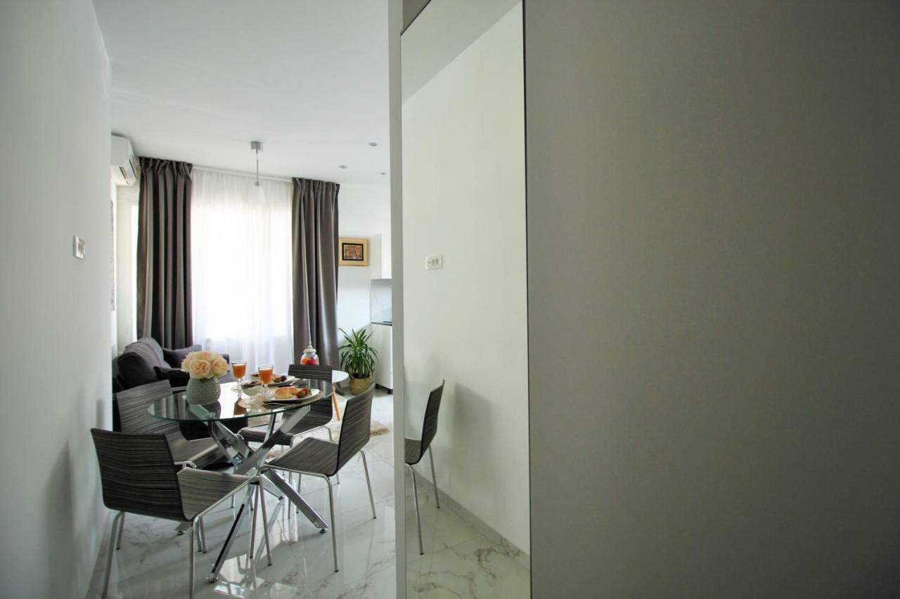 Superior Studio Apartment