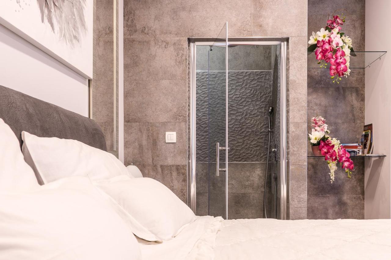 One-Bedroom Apartment Petra Zoranica 4