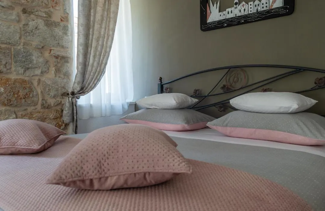 Bossa Studio Apartments-1