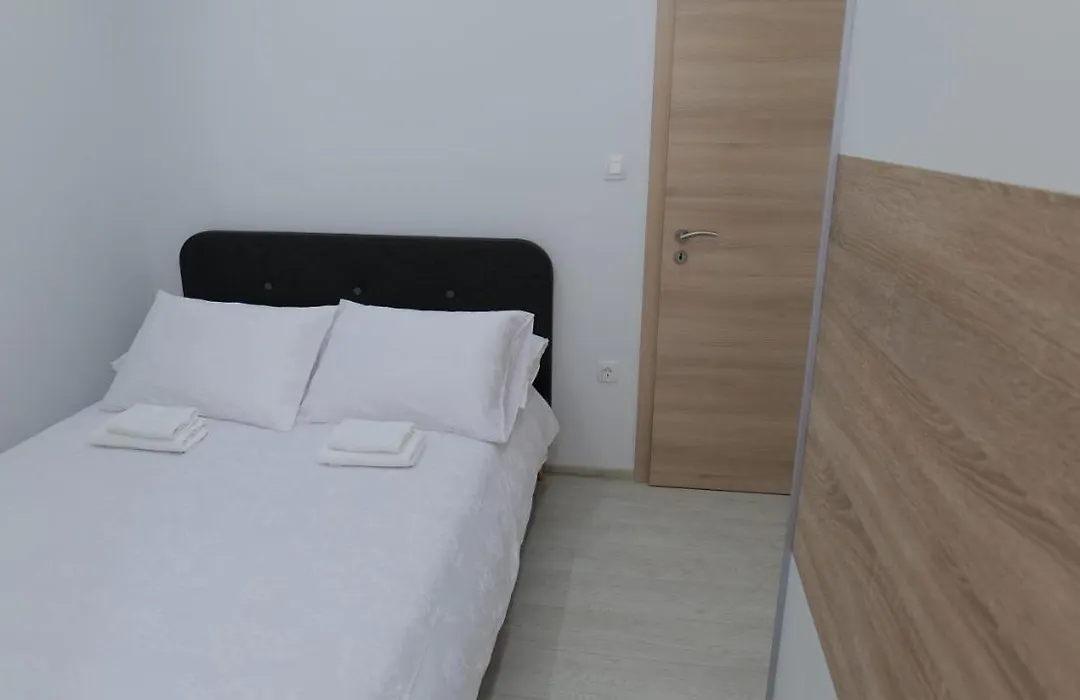 Apartmani Miki-1