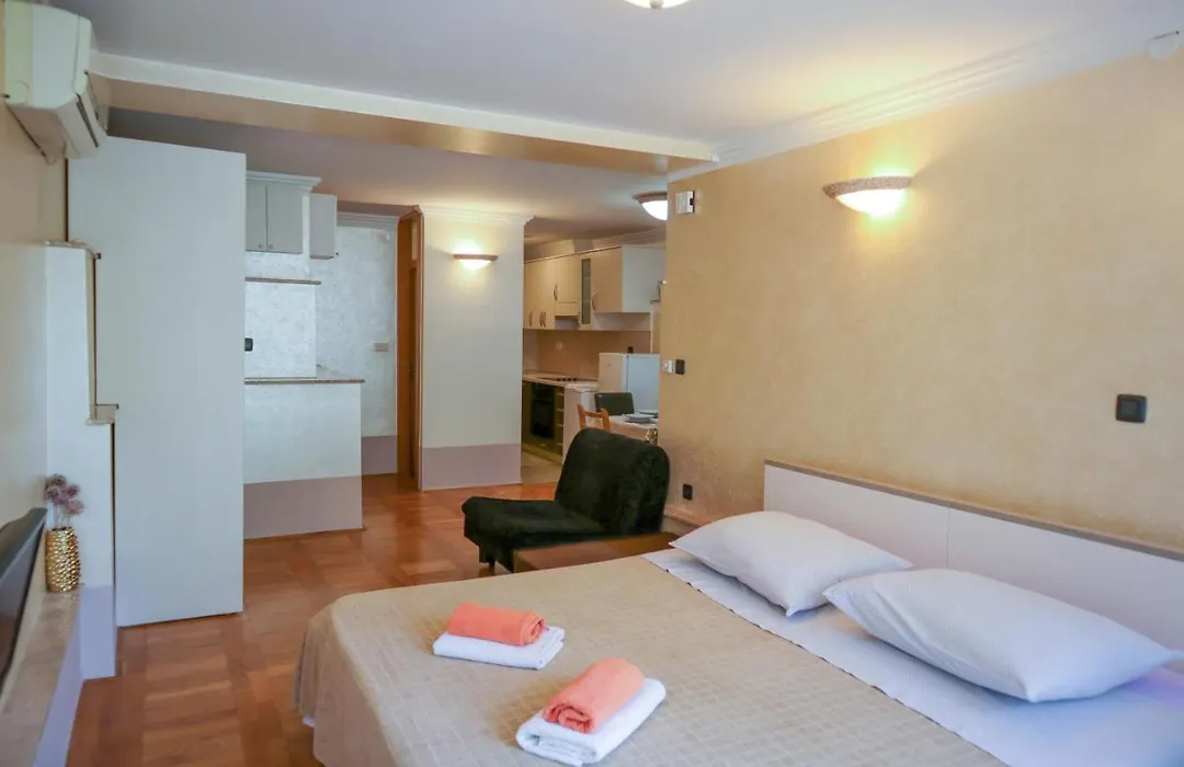 Apartments Okuka-1