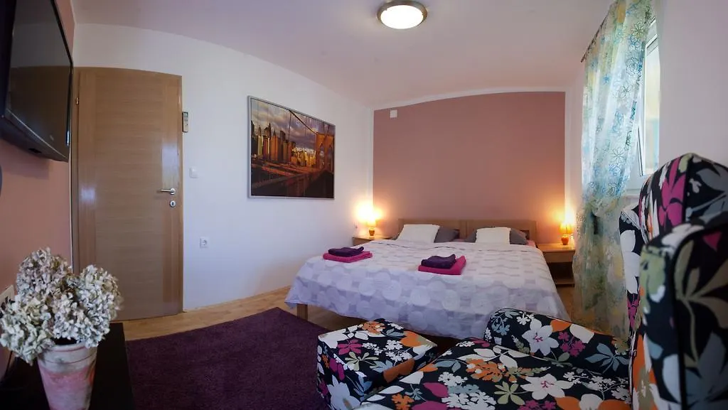 Apartment Zoky-1