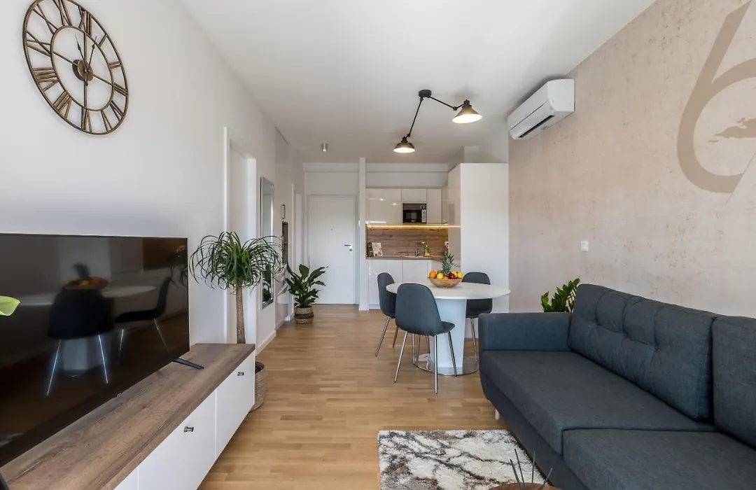6 Islands - Holiday & Business Apartments - Free Garage Parking-1