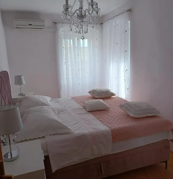 Apartment Vestibul Inn-1