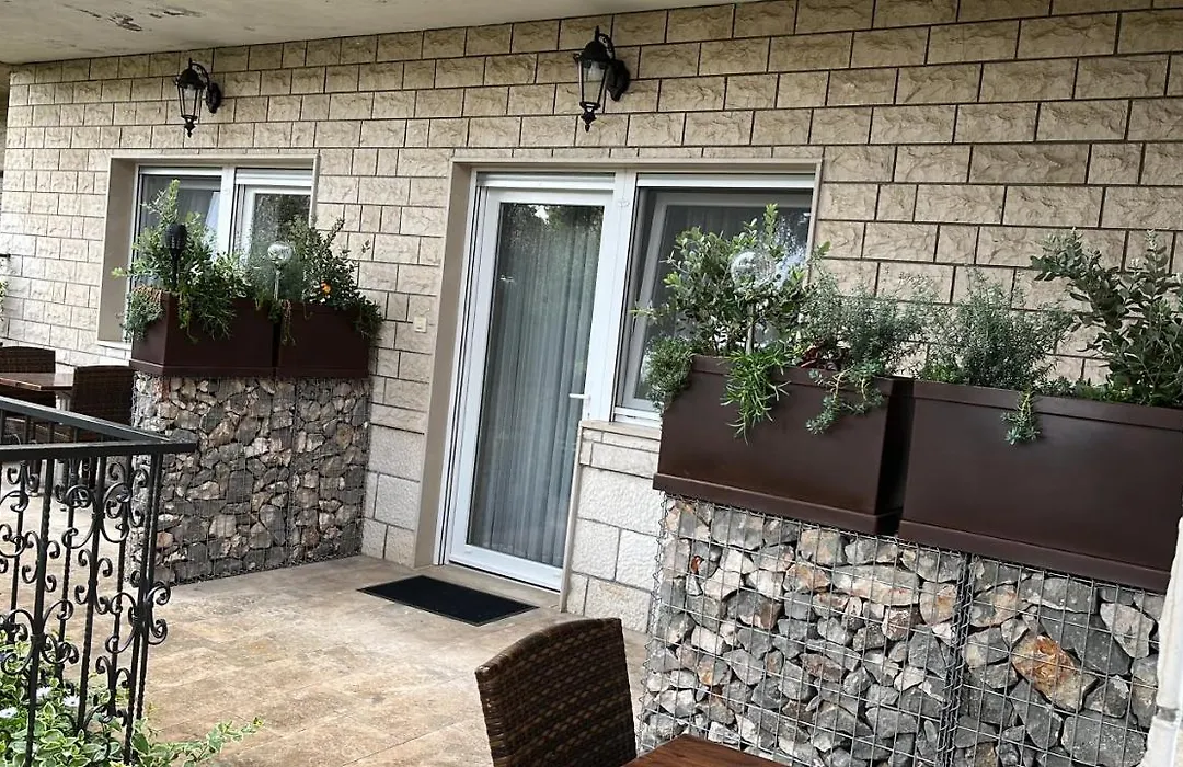Apartmani Ursic-1